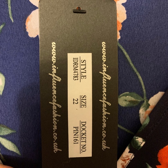 NWT ASOS Curve Floral Dress Size 18 - Picture 4 of 4